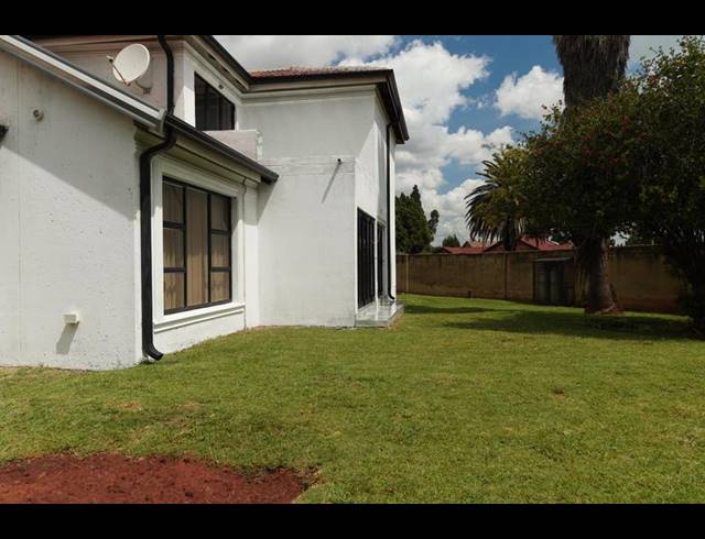 5 BEDROOM HOUSE FOR SALE IN DAWN PARK